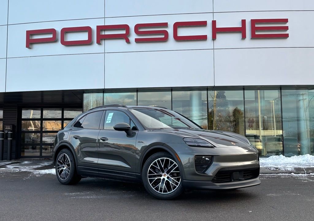 New 2025 Porsche Macan 4 Electric image 20
