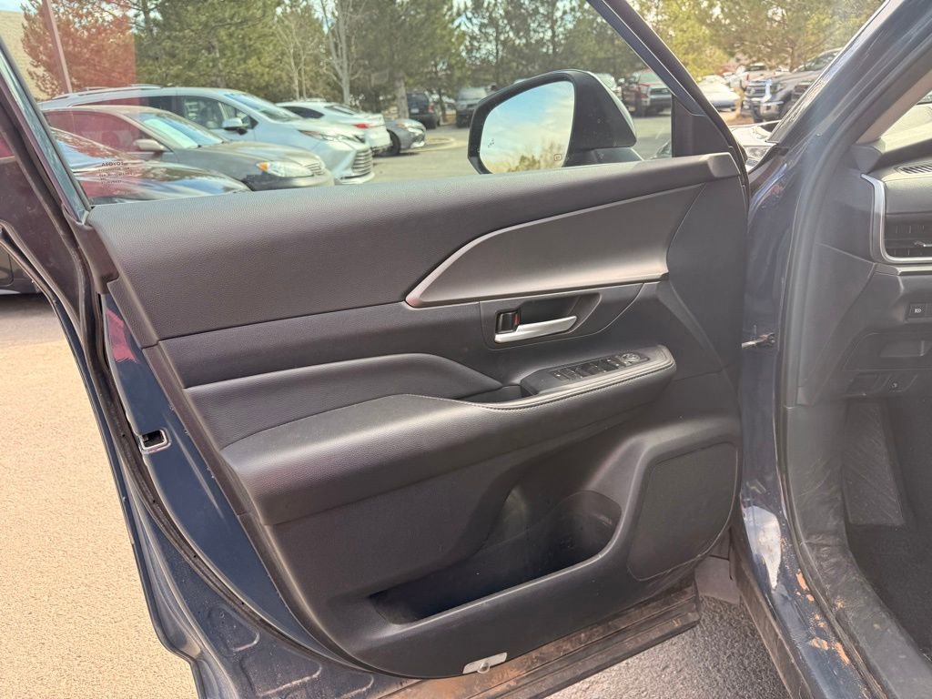 Used 2024 Toyota Grand Highlander XLE image 22