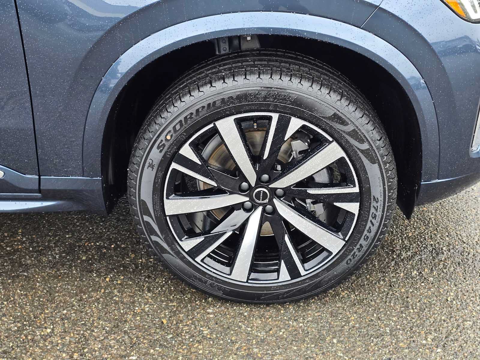 New 2026 Volvo XC90 B6 Core AWD/4WD image 9