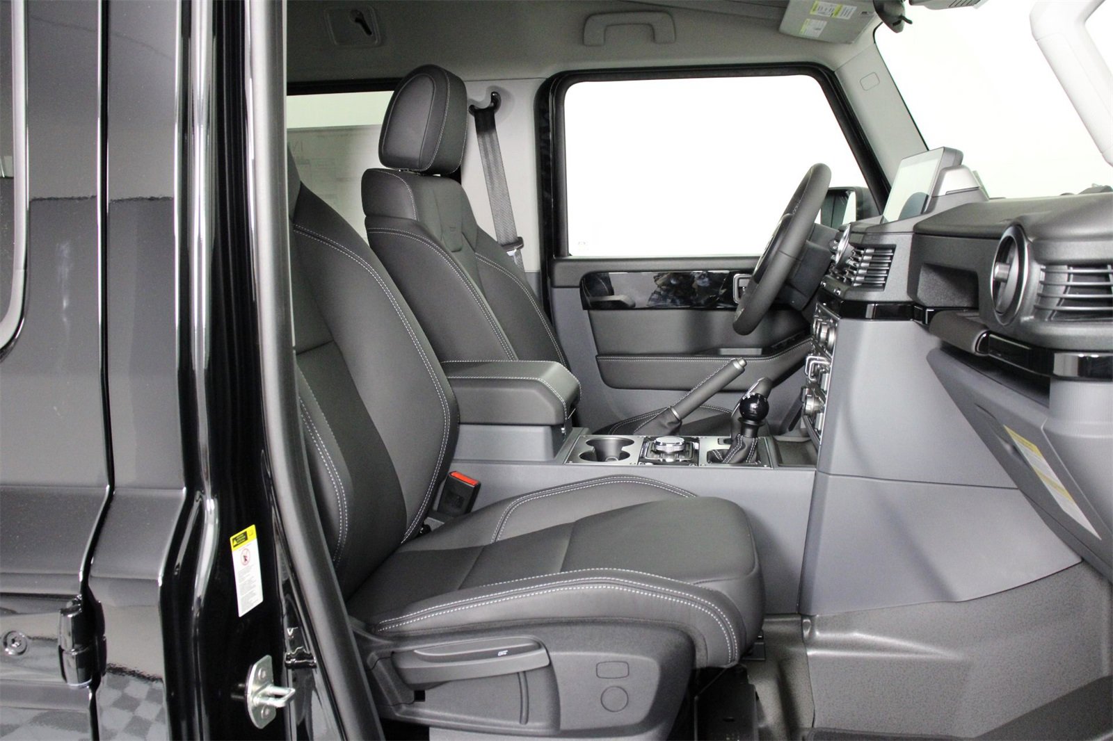 Used 2025 INEOS Grenadier Fieldmaster Edition image 31