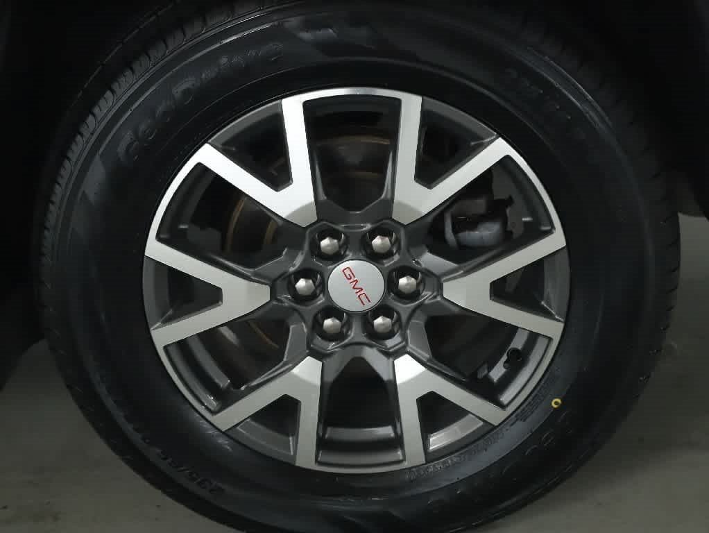 Used 2023 GMC Acadia SLE FWD image 37