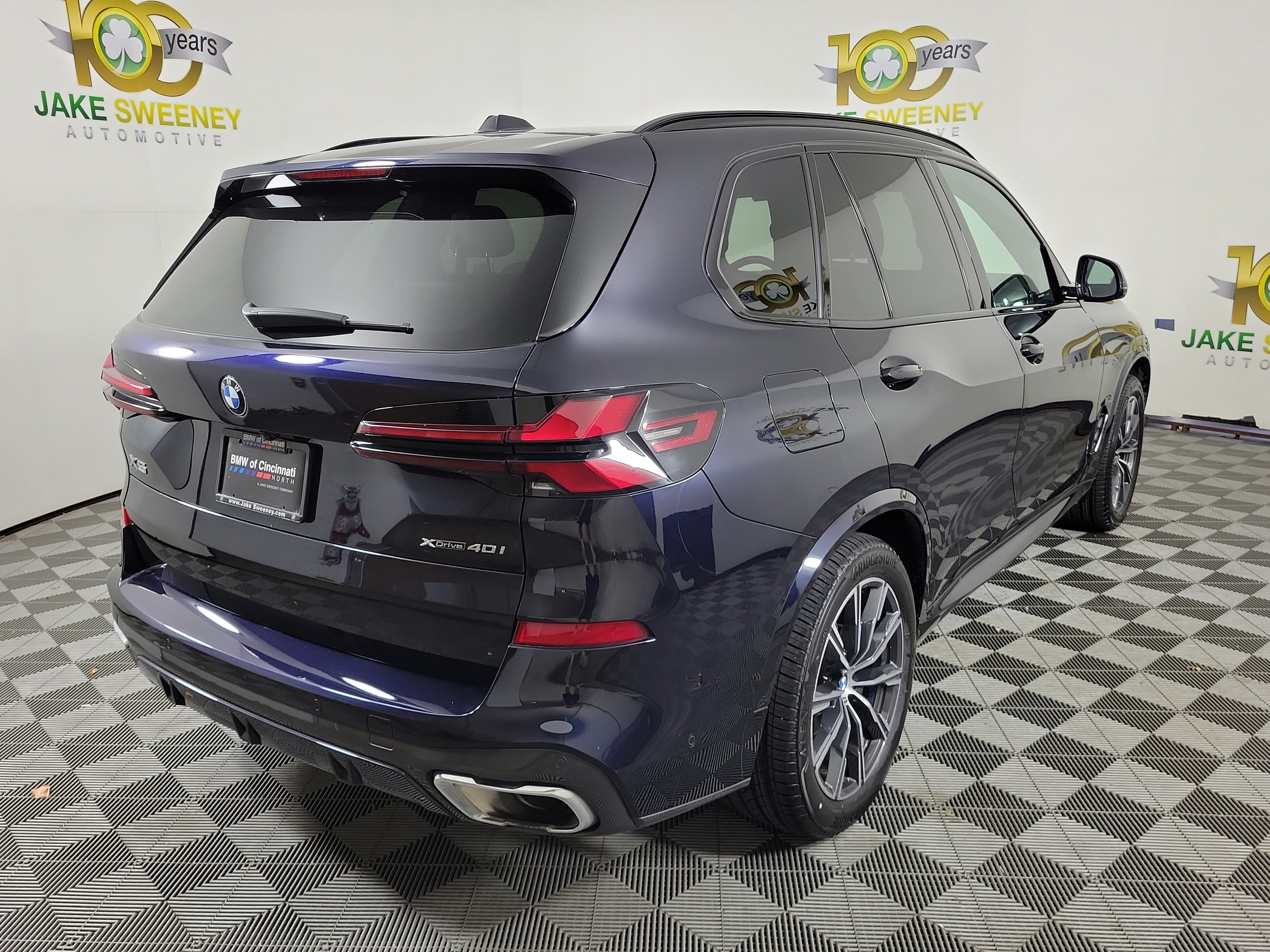 Used 2024 BMW X5 xDrive40i w/ M Sport Package AWD/4WD image 7