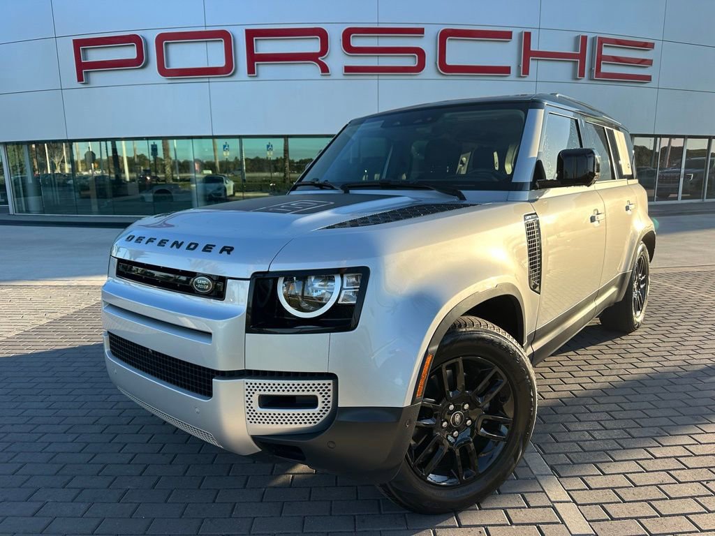 Used 2023 Land Rover Defender 110 S image 1