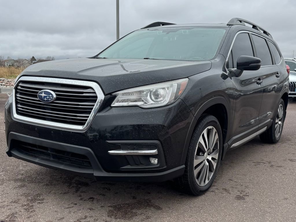 Used 2022 Subaru Ascent Limited w/ Technology Package image 3