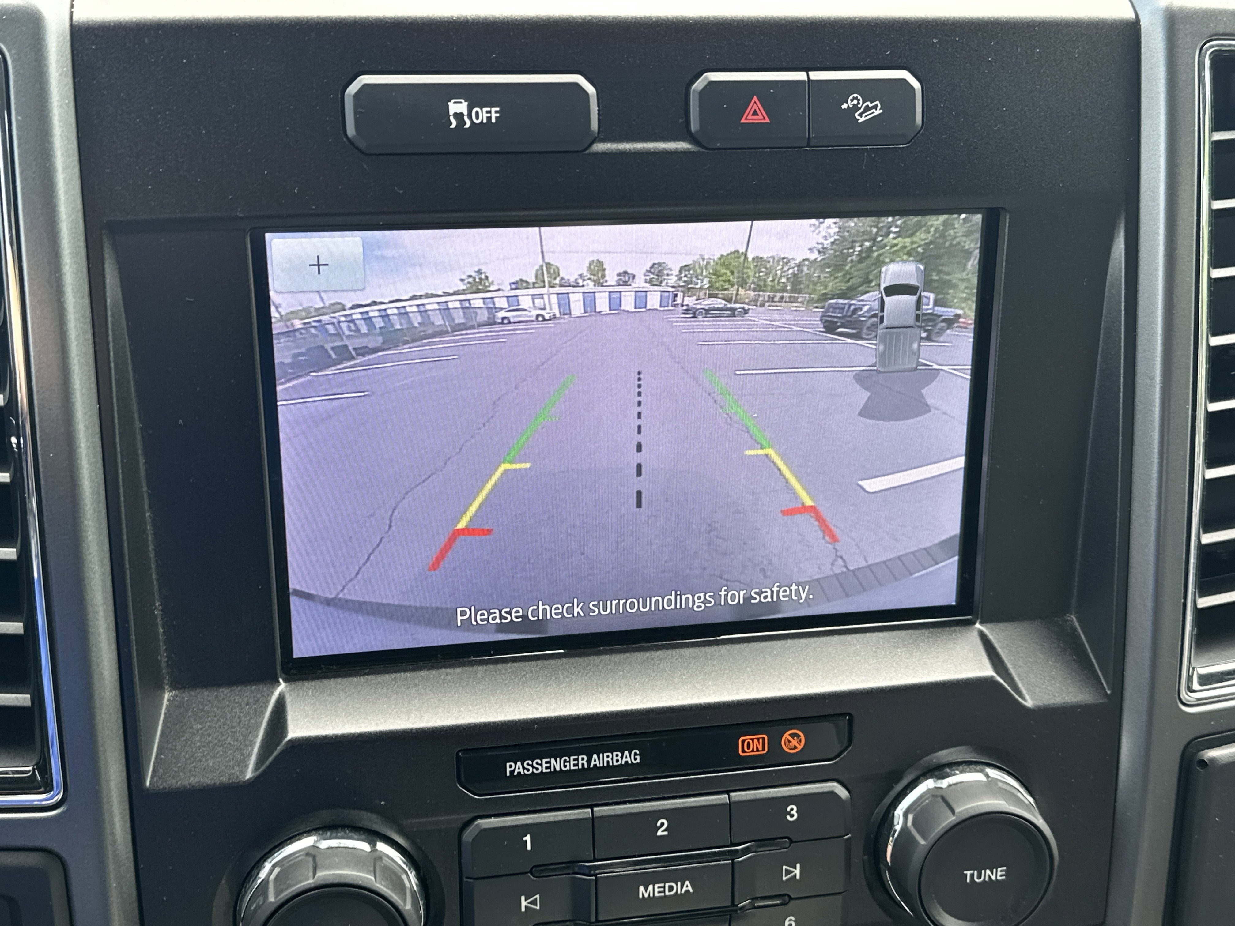 Used 2021 Ford F250 XLT w/ XLT Premium Package AWD/4WD image 26