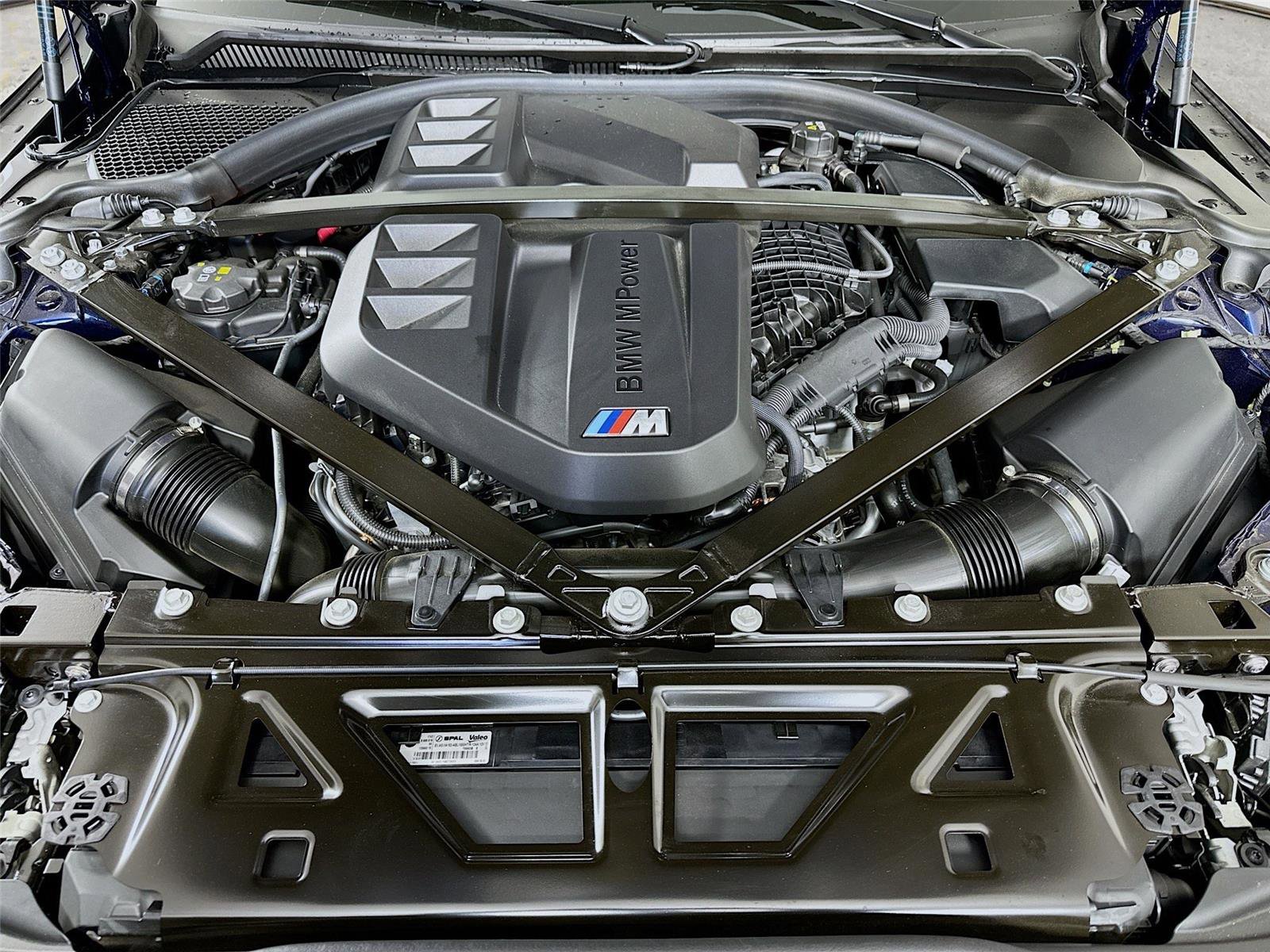 Used 2025 BMW M4 Coupe w/ Executive Package image 31