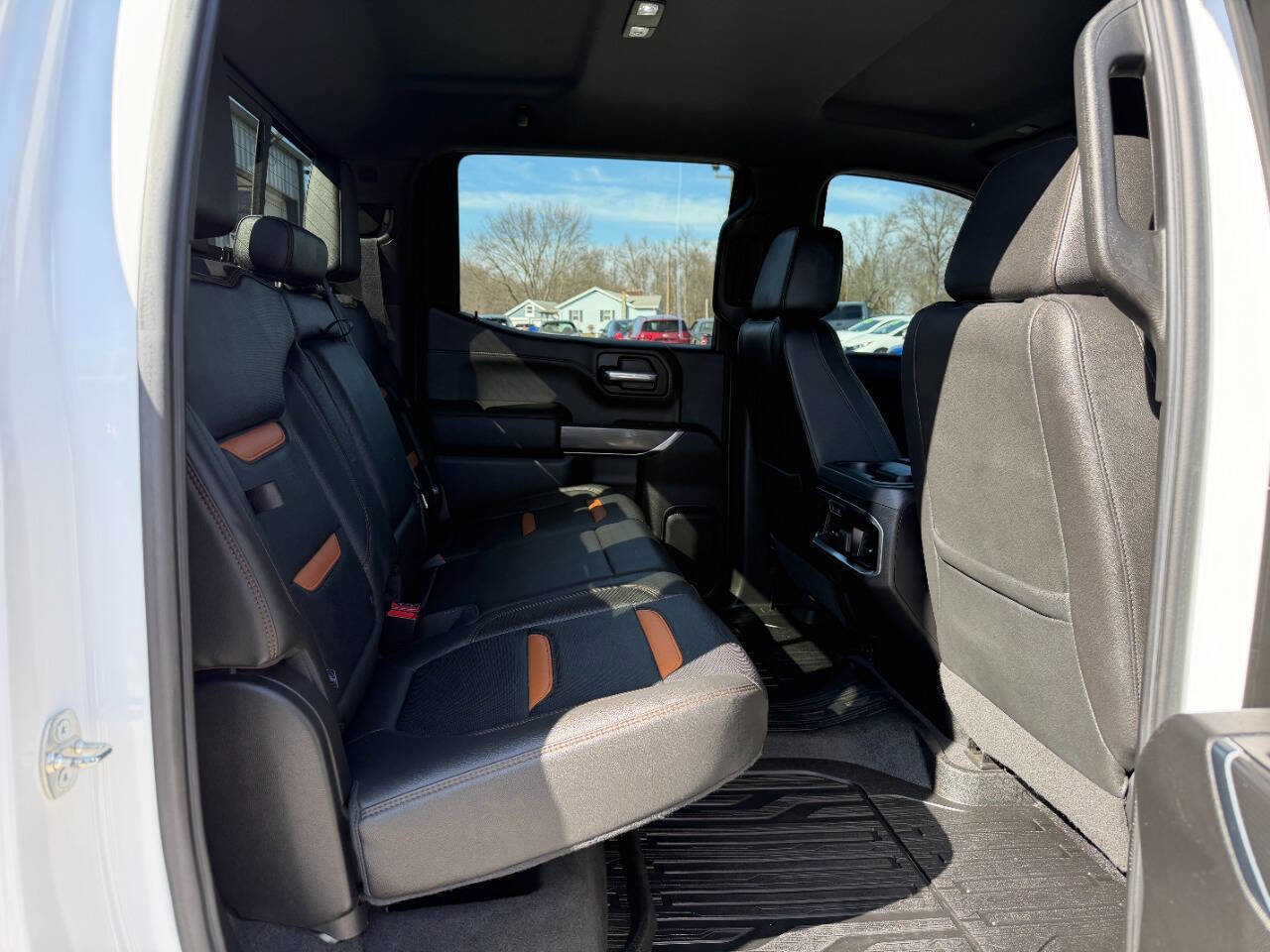 Used 2020 GMC Sierra 1500 AT4 w/ Technology Package image 17