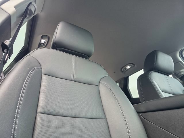 Used 2024 Chevrolet Blazer LT FWD image 23