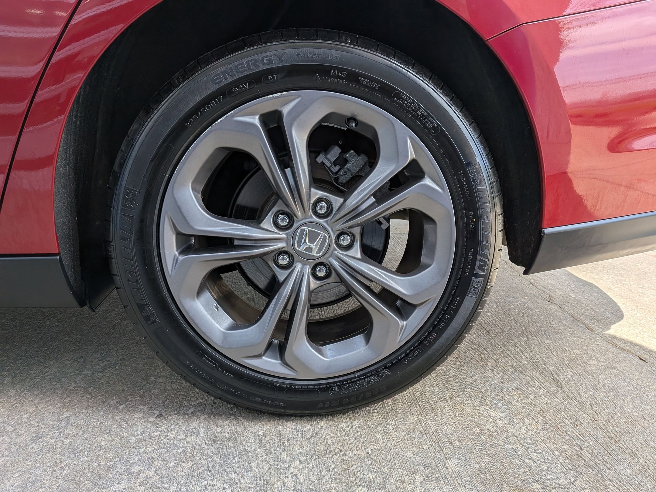 Certified 2023 Honda Accord EX image 32