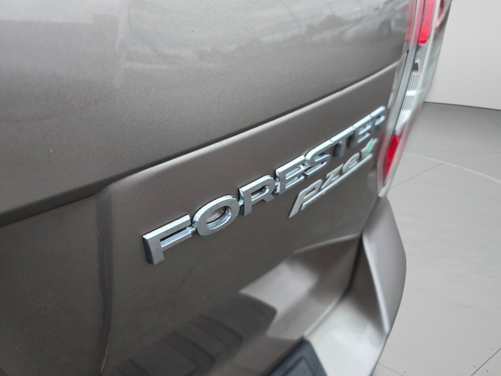 Used 2014 Subaru Forester 2.5i Limited w/ Popular Package #2 AWD/4WD image 30