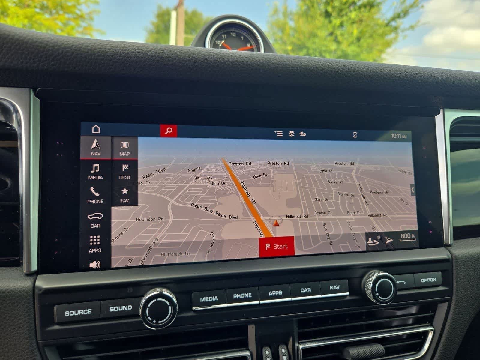 Used 2020 Porsche Macan AWD/4WD image 28