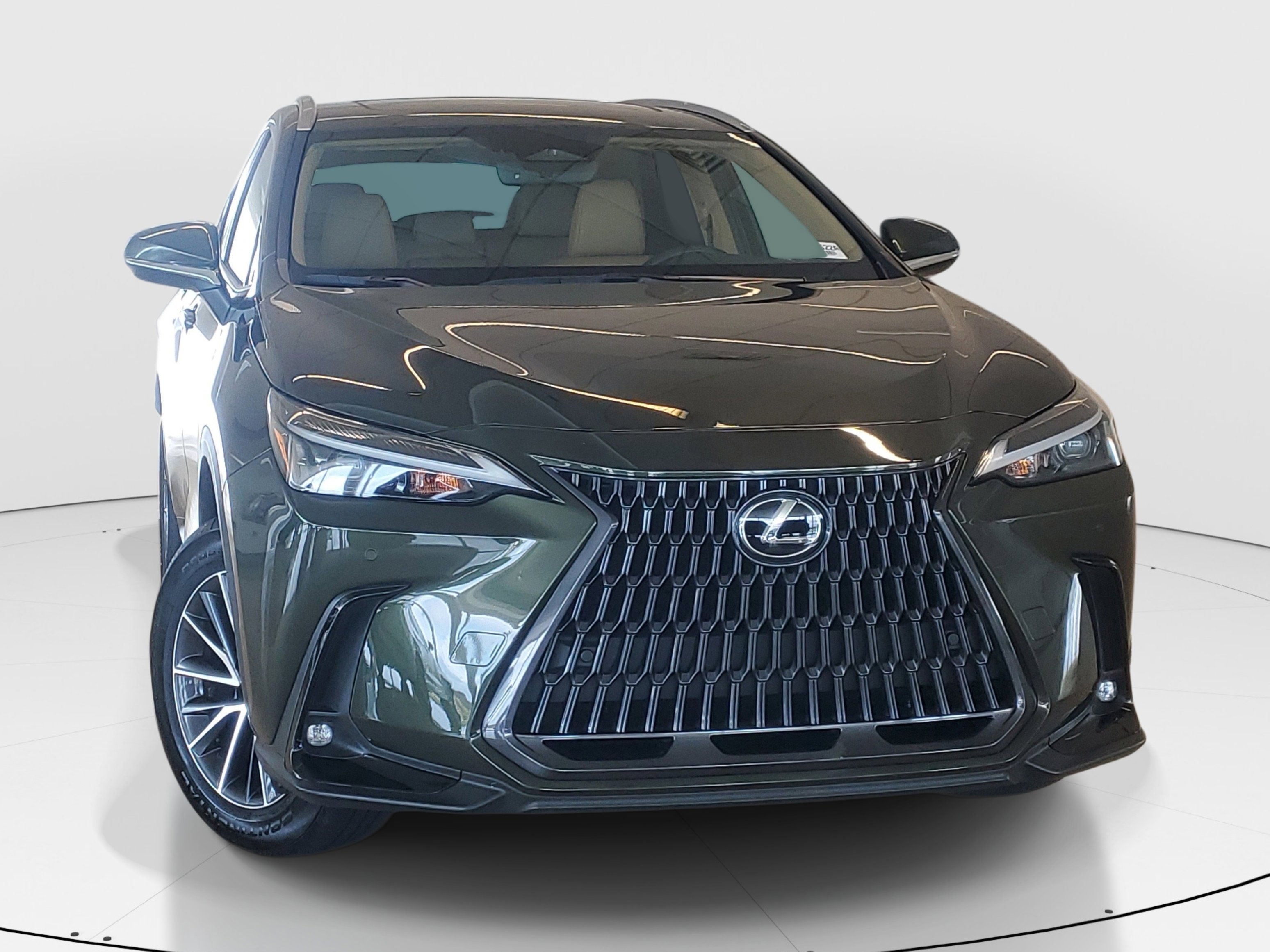 Used 2023 Lexus NX 350 AWD image 2