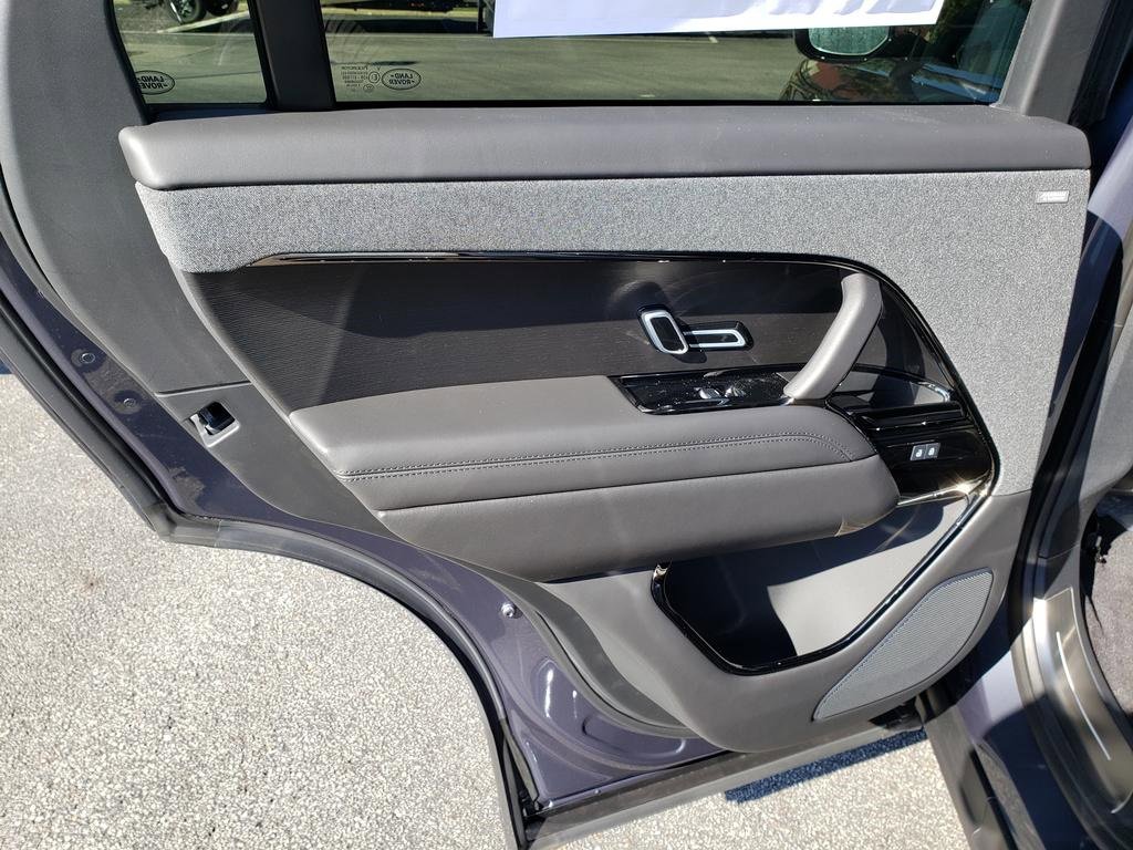 New 2025 Land Rover Range Rover Sport Dynamic SE image 12