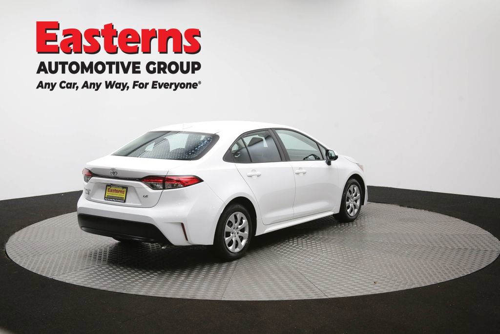 Used 2025 Toyota Corolla LE image 40