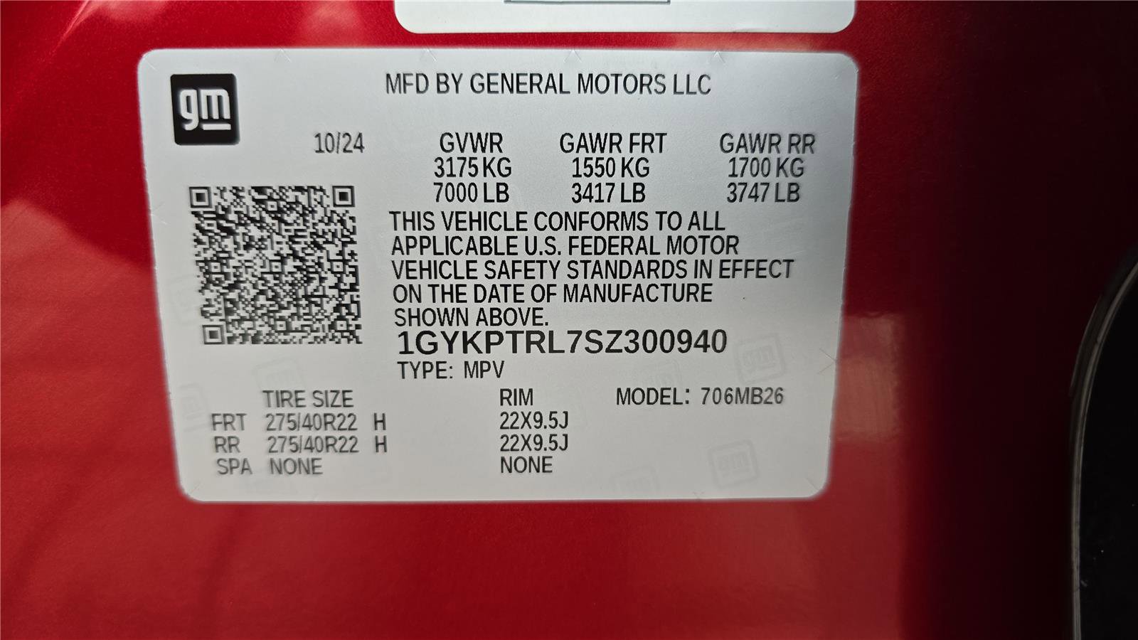 Used 2025 Cadillac Lyriq Luxury w/ LPO, Floor Liner Package image 30