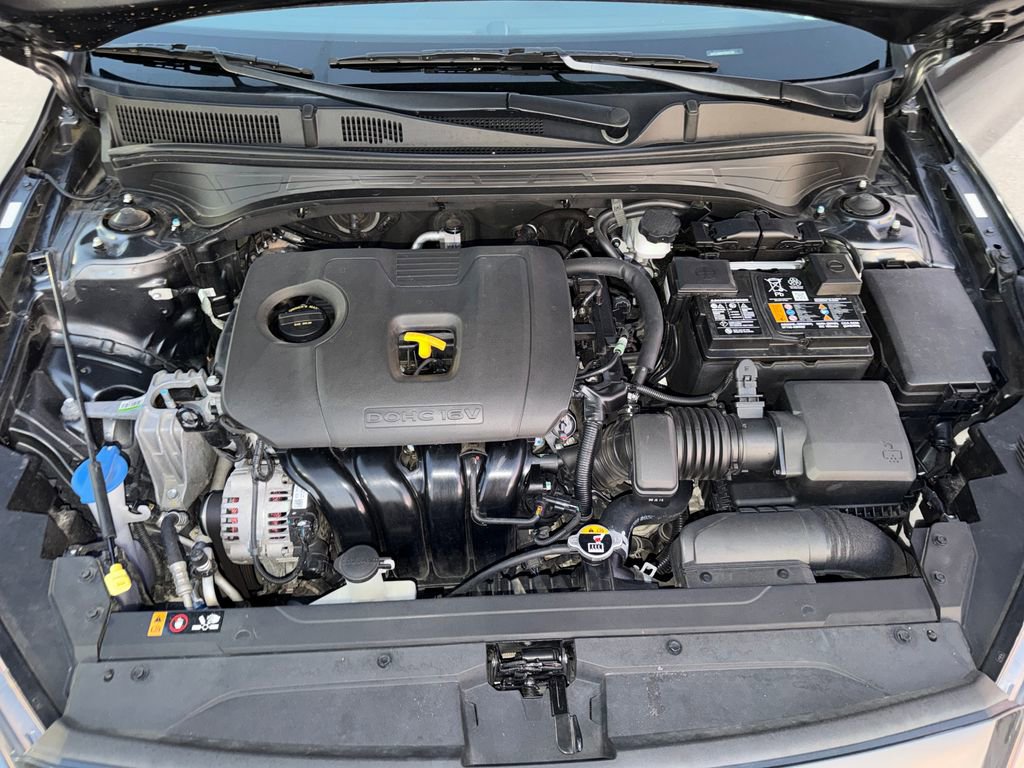 Used 2023 Kia Forte LXS image 24