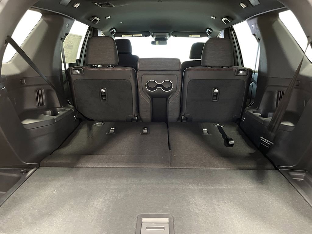 New 2025 Honda Pilot Sport image 23