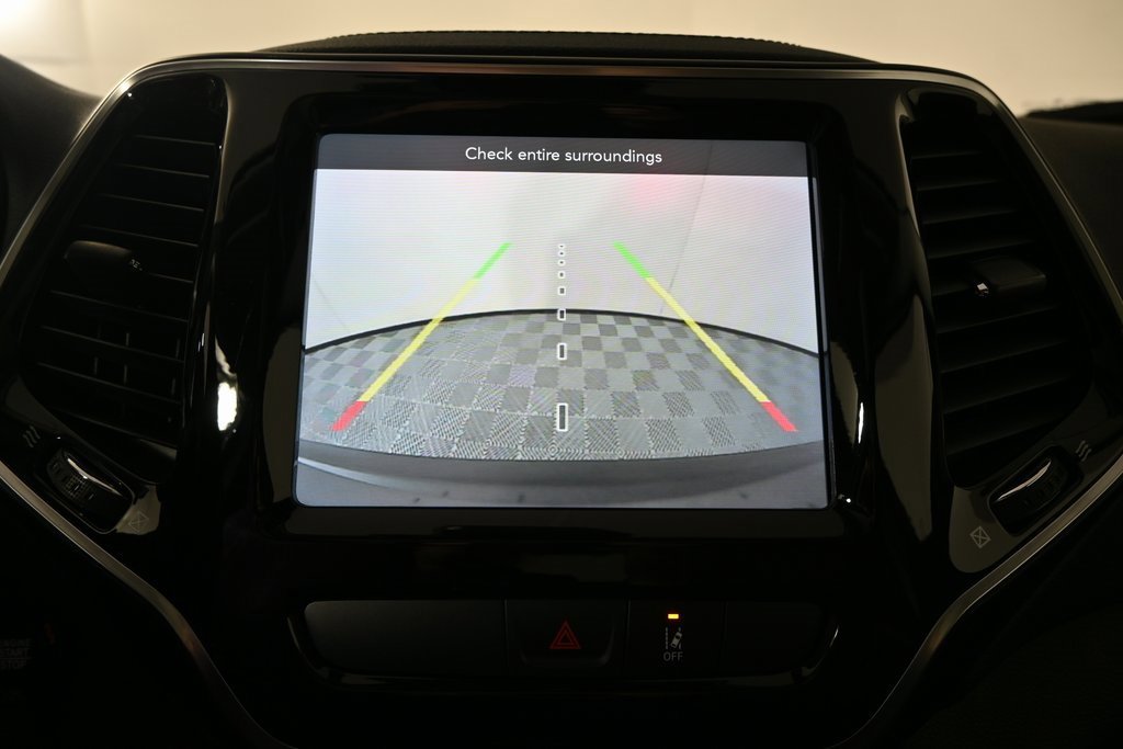 Used 2022 Jeep Cherokee Limited image 30