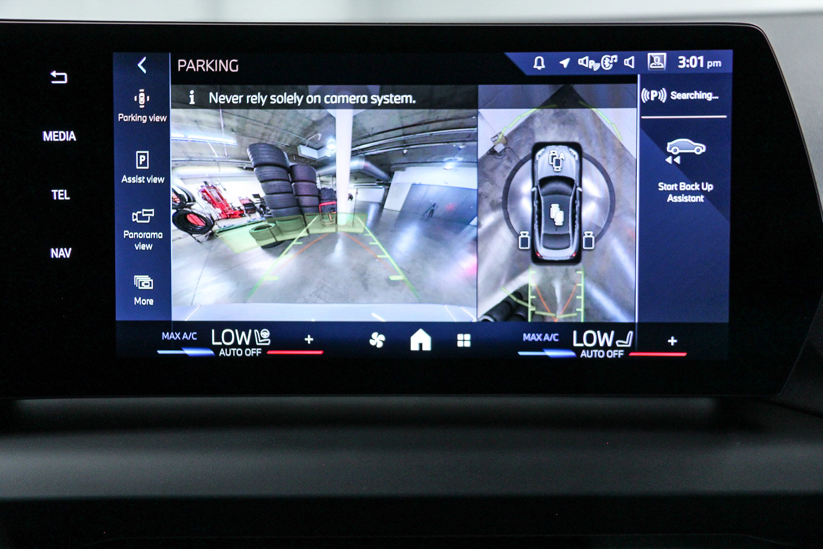 Used 2026 BMW 228i w/ Technology Package image 23