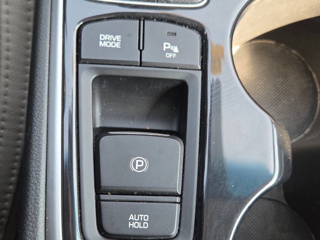 Used 2019 Hyundai Sonata Limited w/ Ultimate Package 04 FWD image 10