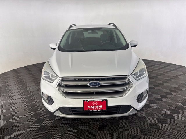Used 2017 Ford Escape SE w/ SE Leather Comfort Package FWD image 2