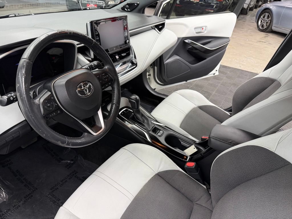 Used 2019 Toyota Corolla XSE FWD image 30