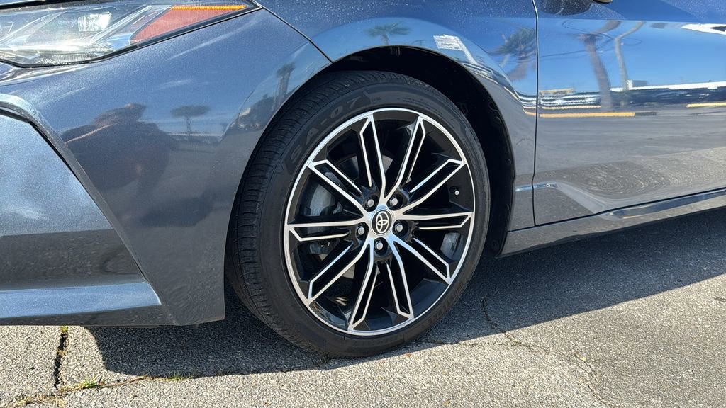 Used 2020 Toyota Avalon Touring w/ Advanced Safety Package FWD image 10
