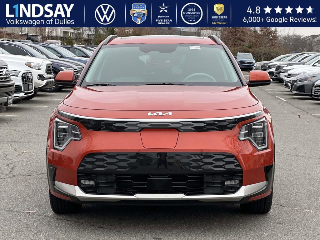 Used 2023 Kia Niro Wave image 2