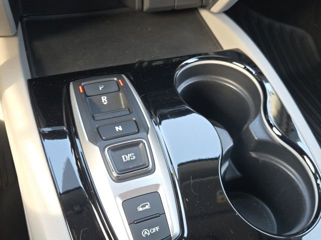 Used 2019 Honda Pilot Touring image 16