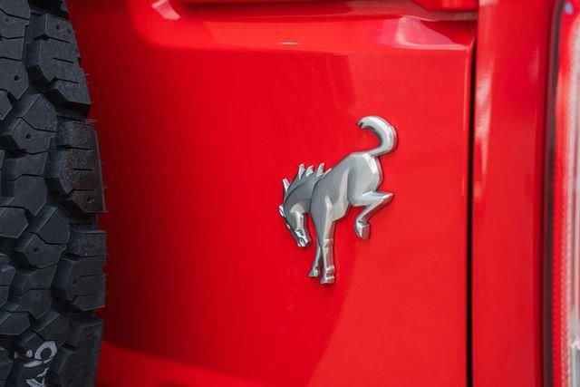 Used 2023 Ford Bronco Black Diamond image 10