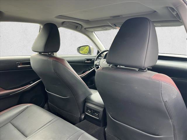 Used 2017 Lexus IS 200t w/ Premium Package RWD image 21