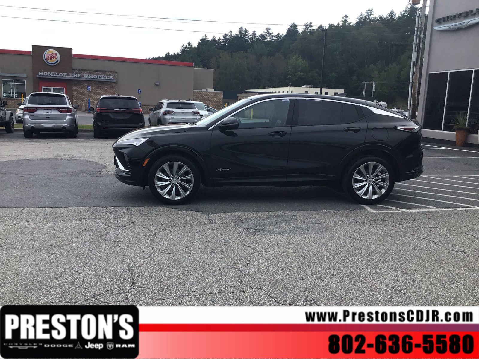 Used 2024 Buick Envista Avenir FWD image 2