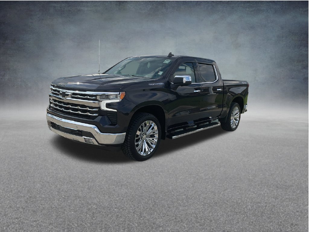 Used 2022 Chevrolet Silverado 1500 LTZ w/ Technology Package AWD/4WD image 3