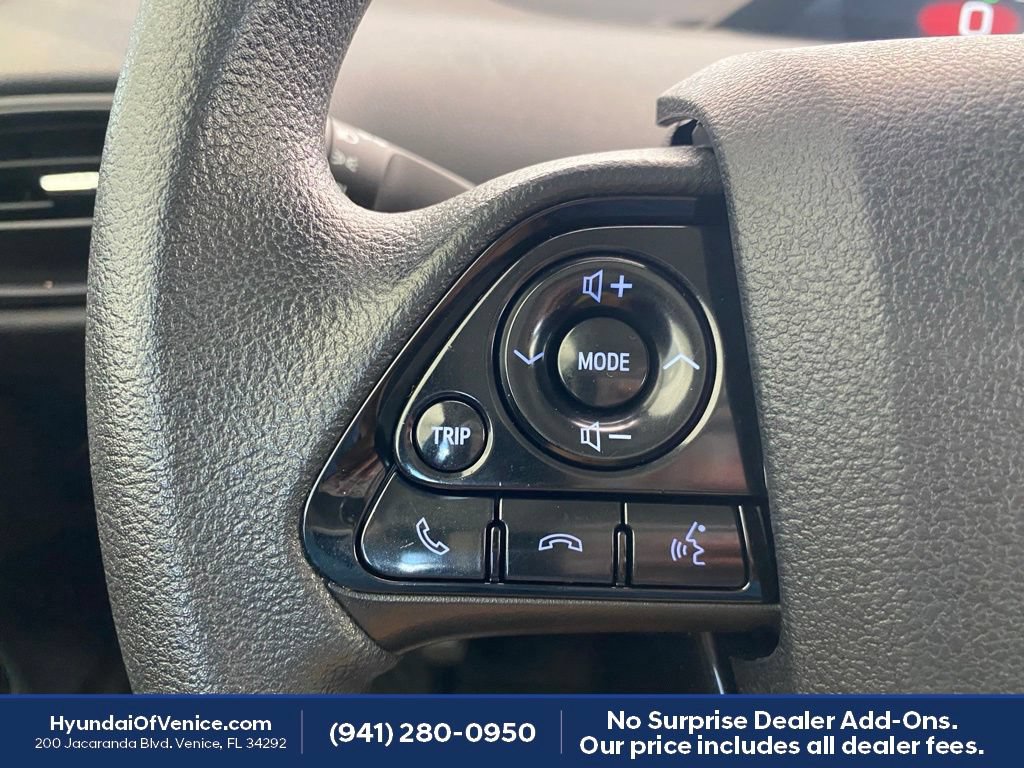 Used 2022 Toyota Prius LE FWD image 23
