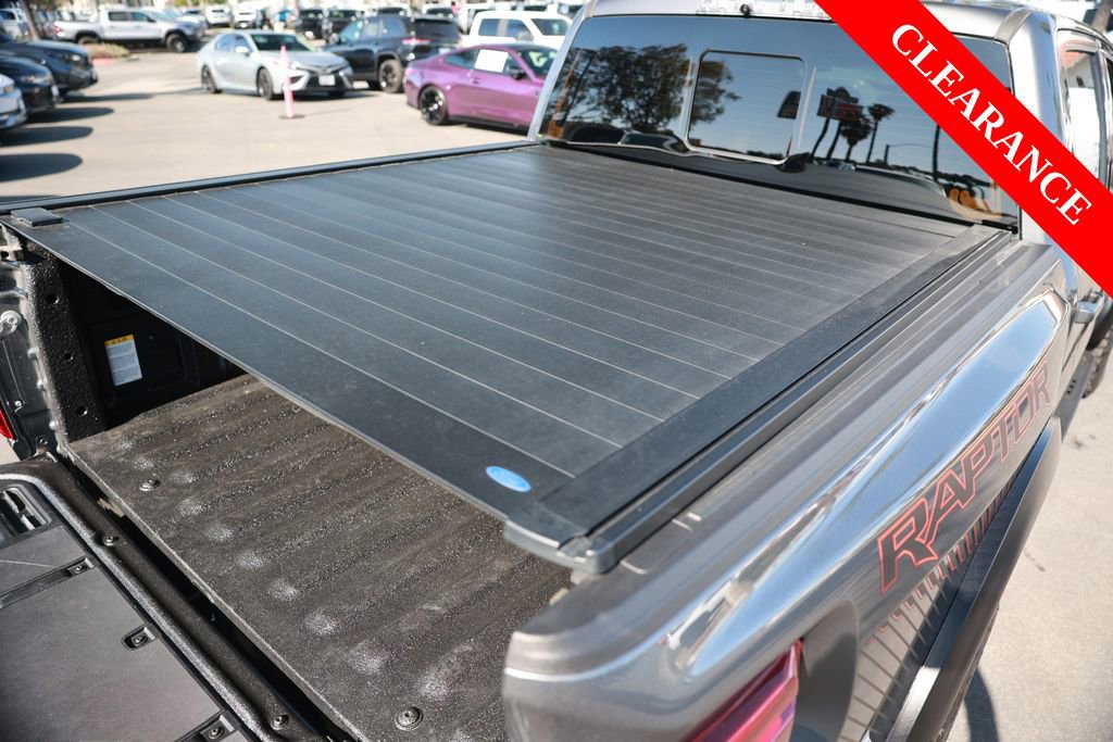 Used 2025 Ford F150 Raptor AWD/4WD image 40