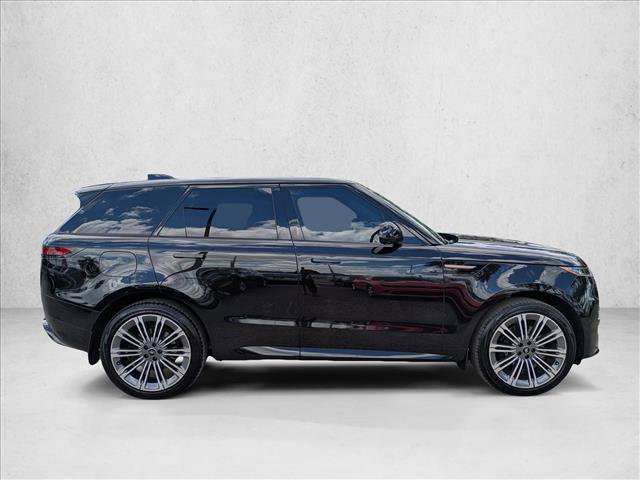 Used 2024 Land Rover Range Rover Sport Dynamic SE image 4
