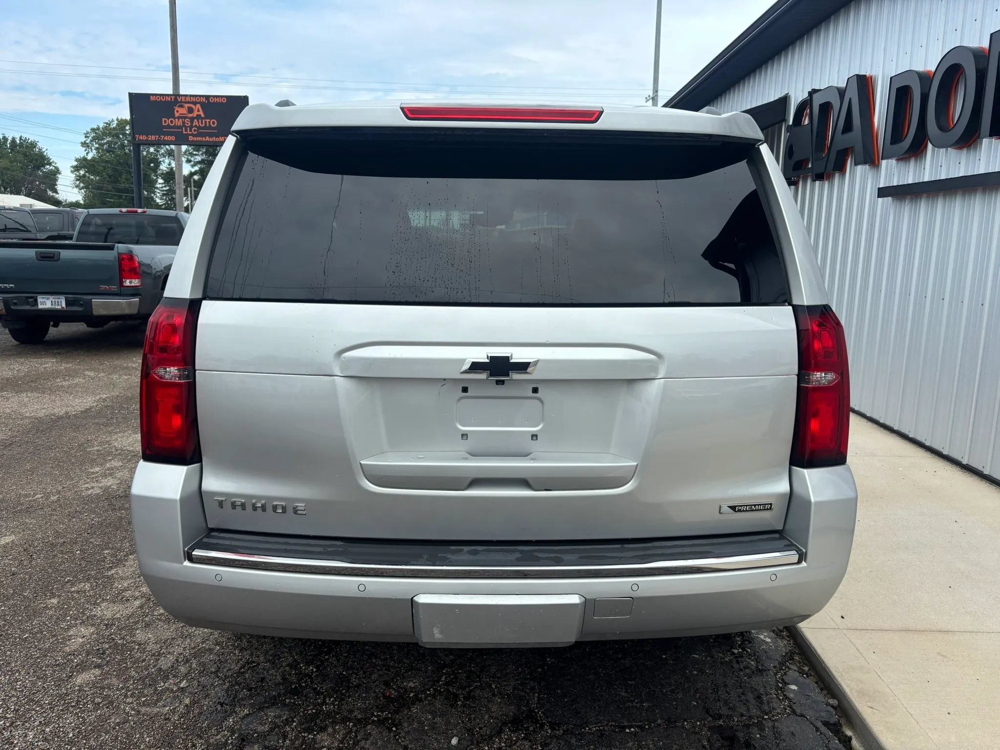 Used 2018 Chevrolet Tahoe Premier AWD/4WD image 4