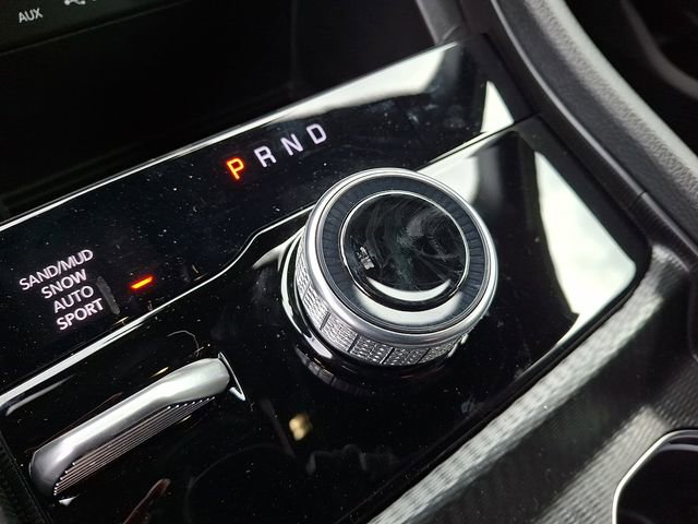 New 2025 Jeep Grand Cherokee L Limited w/ Black Appearance Package image 17