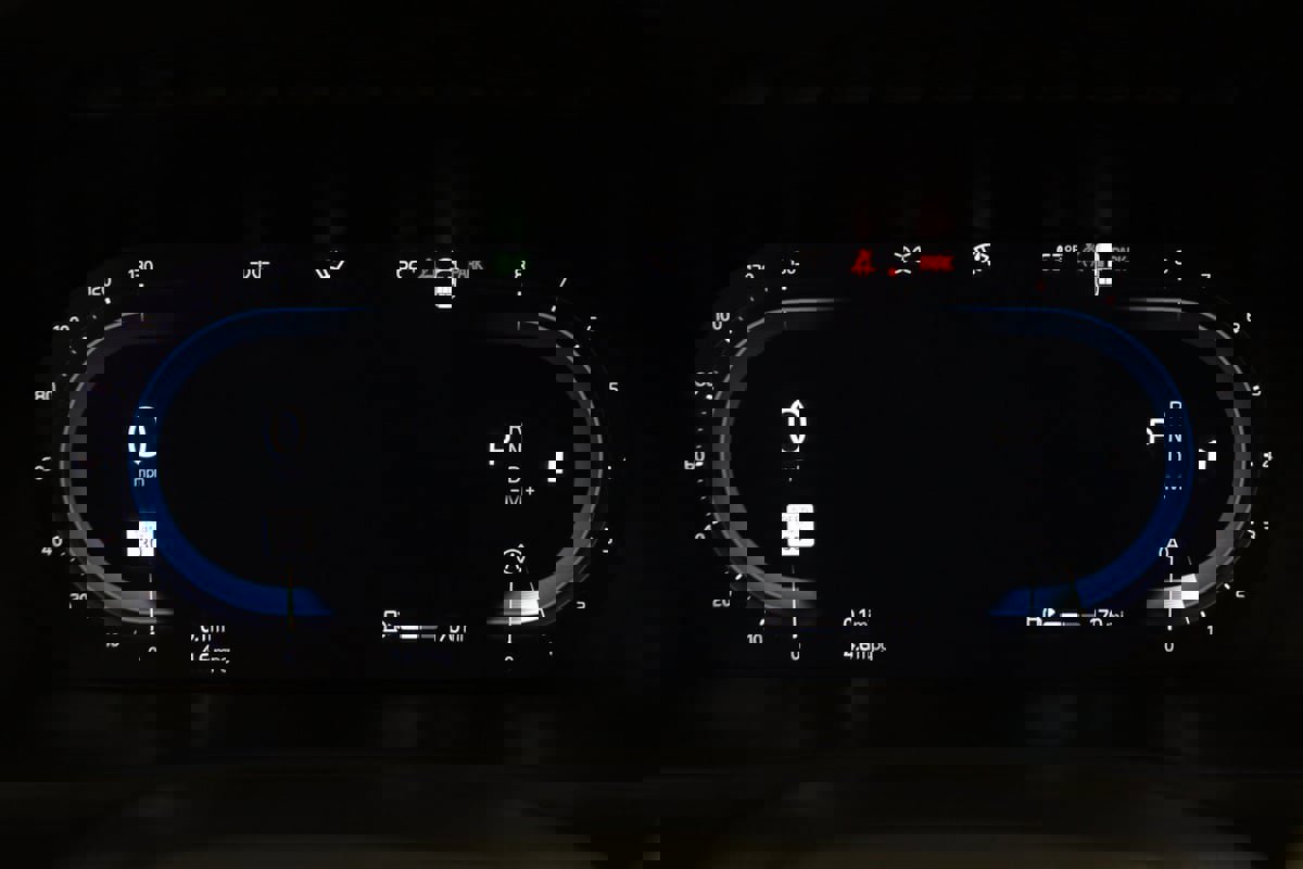 Used 2024 Volvo XC90 B5 Plus image 20