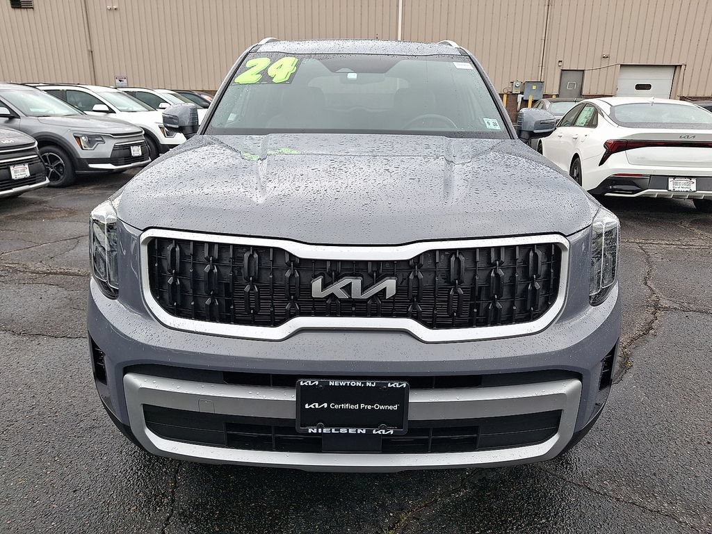 Certified 2024 Kia Telluride EX w/ EX Captain's Chair Package AWD/4WD image 21
