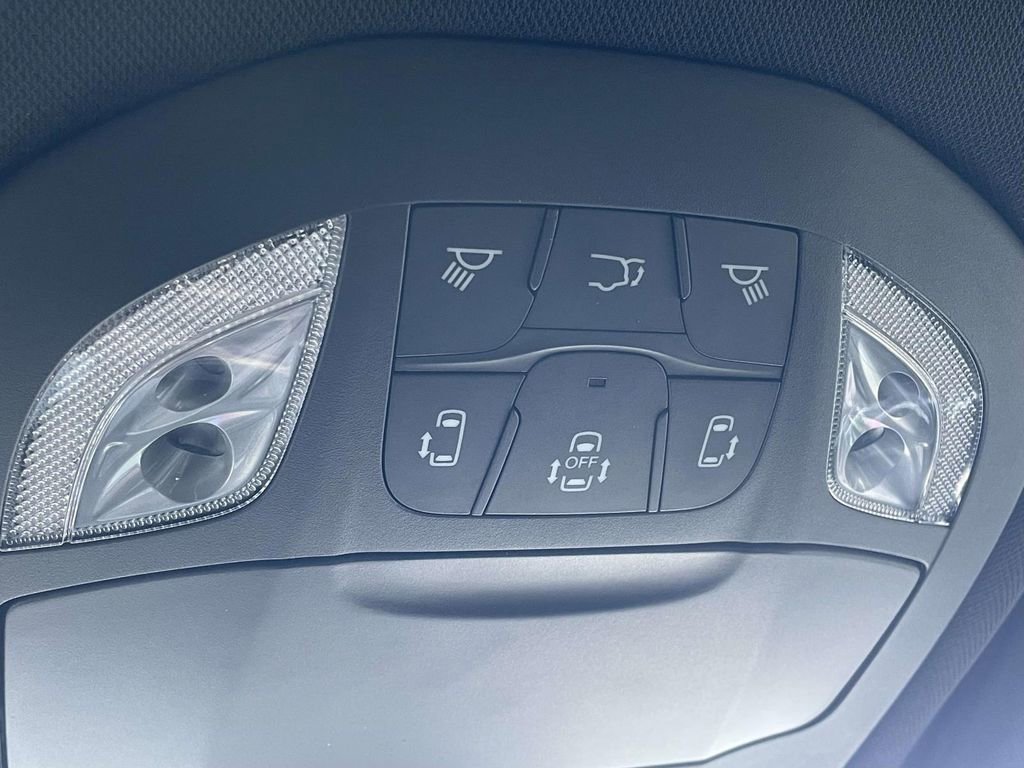 Used 2020 Chrysler Pacifica Touring-L Plus w/ Advanced Safetytec Group image 22