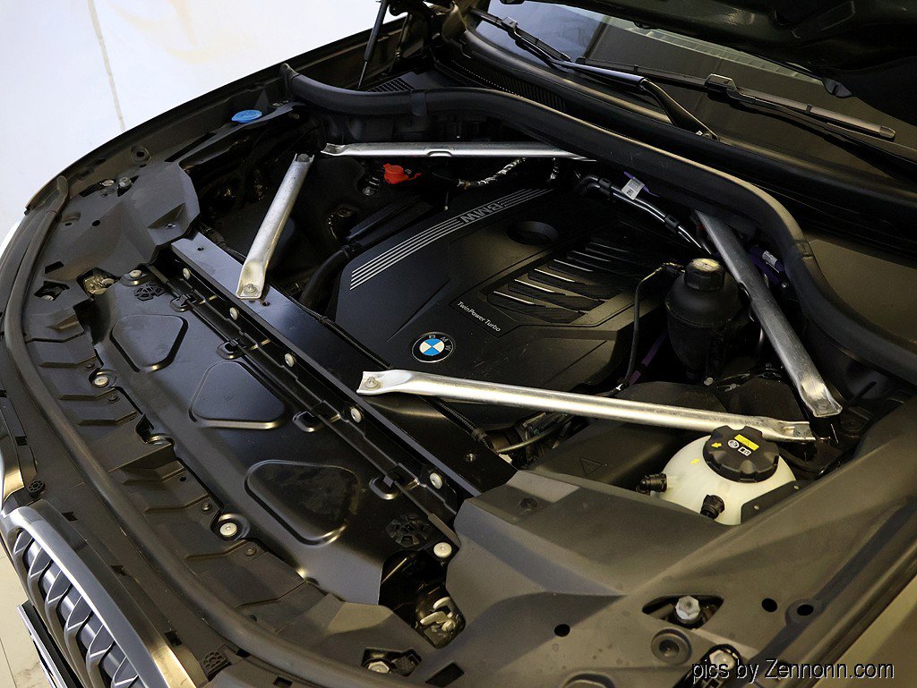Used 2022 BMW X7 xDrive40i w/ M Sport Package image 43