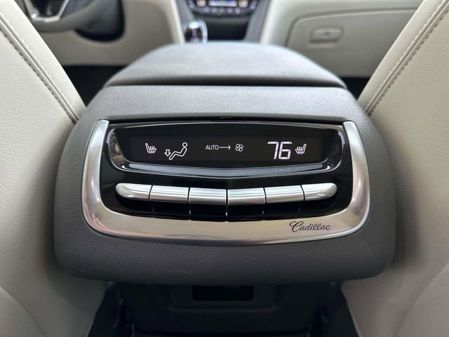 Certified 2024 Cadillac XT6 Premium Luxury AWD/4WD image 39