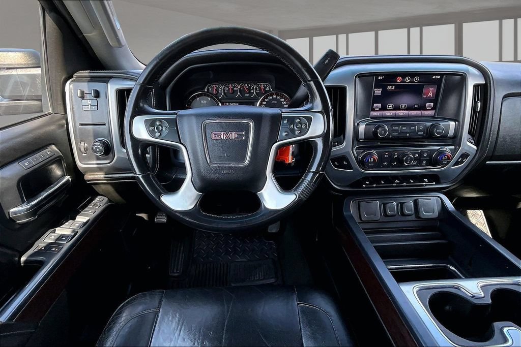 Used 2015 GMC Sierra 2500 SLT w/ Suspension Package, Off-Road RWD image 5