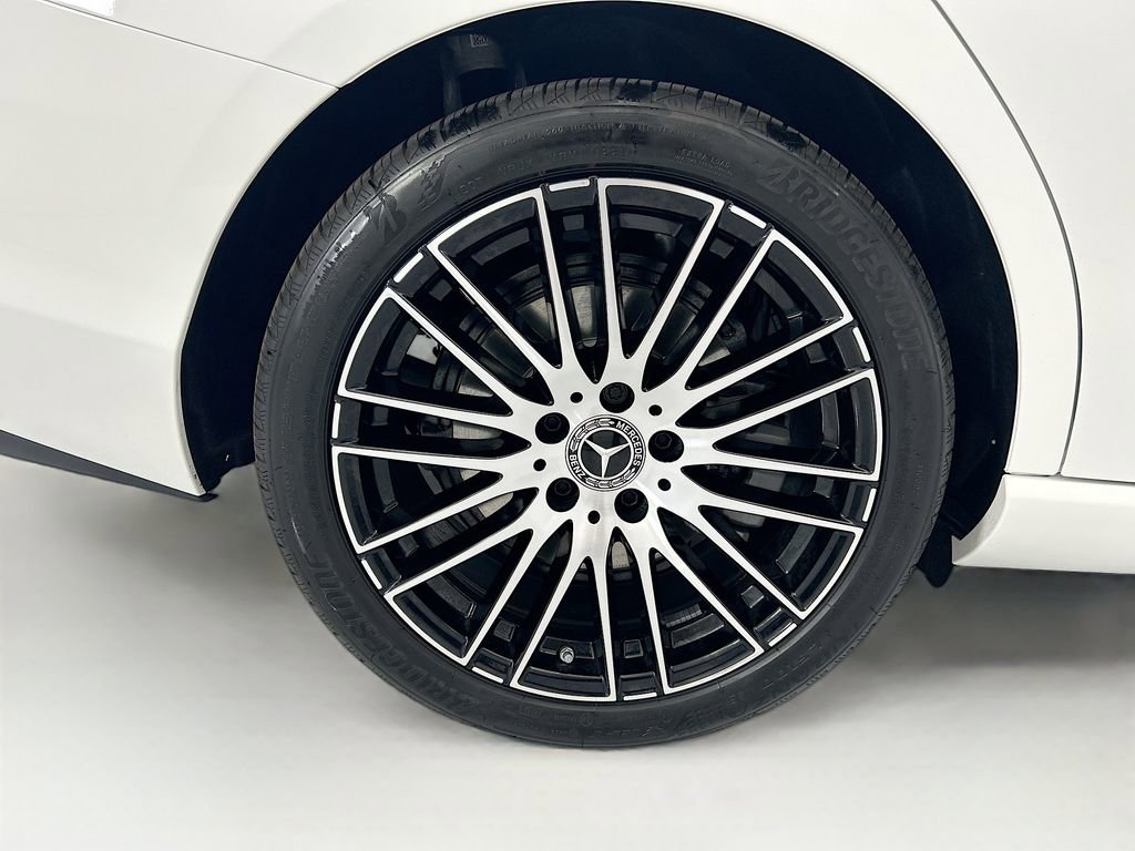 Certified 2026 Mercedes-Benz C 300 Sedan image 31