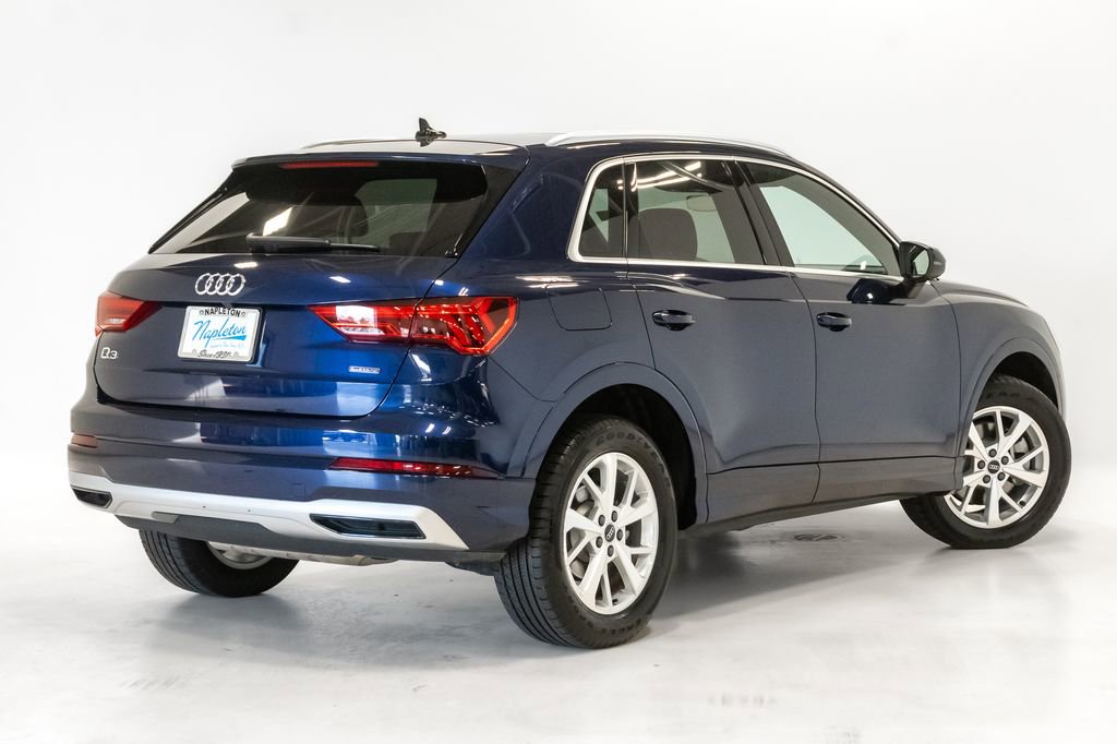 Used 2023 Audi Q3 2.0T Premium w/ Convenience Package AWD/4WD image 33