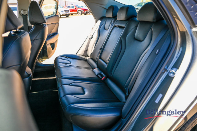 Certified 2025 Hyundai Elantra Limited FWD image 11