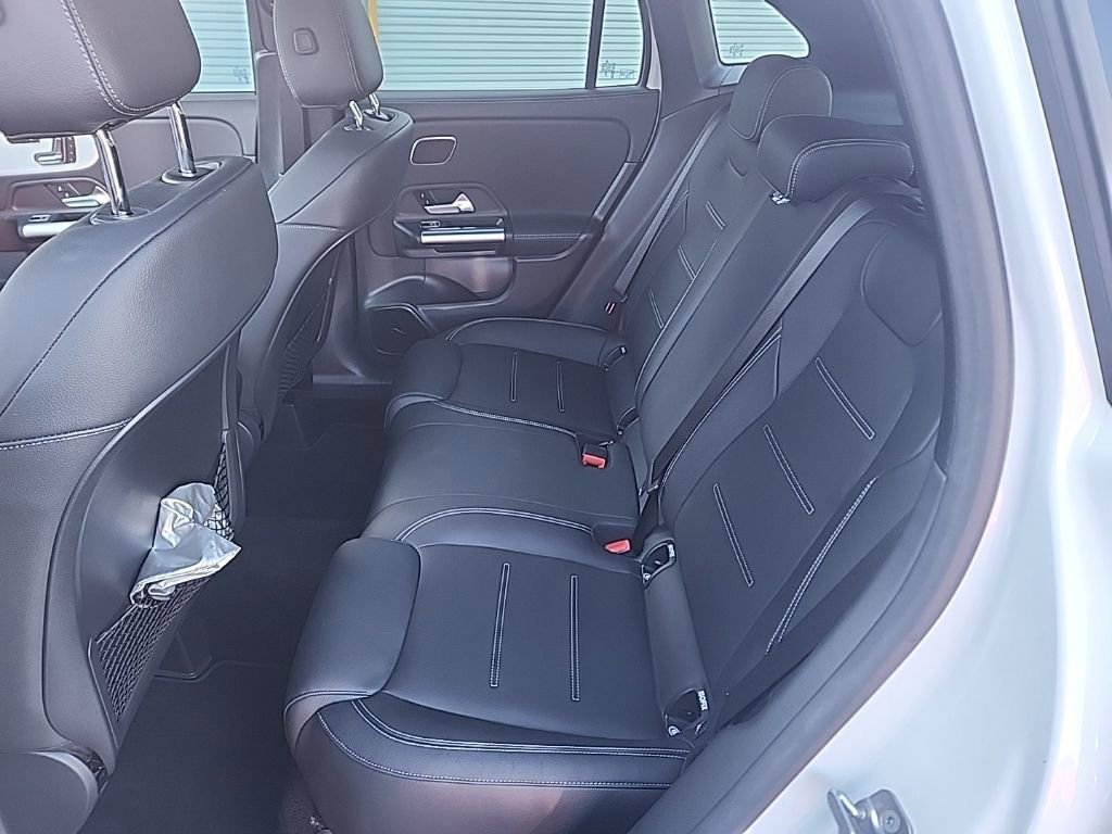 Used 2023 Mercedes-Benz GLA 45 AMG 4MATIC image 11