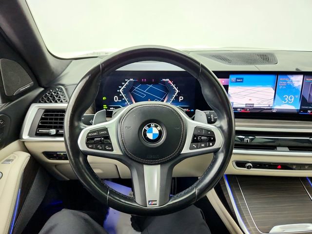 Used 2023 BMW X7 xDrive40i w/ M Sport Package image 21