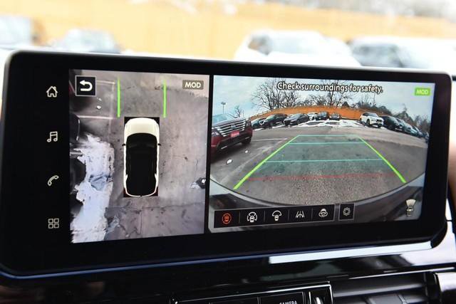 New 2026 Nissan Pathfinder Platinum image 17